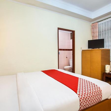 Oyo 108 Hotel Surya جاكرتا المظهر الخارجي الصورة