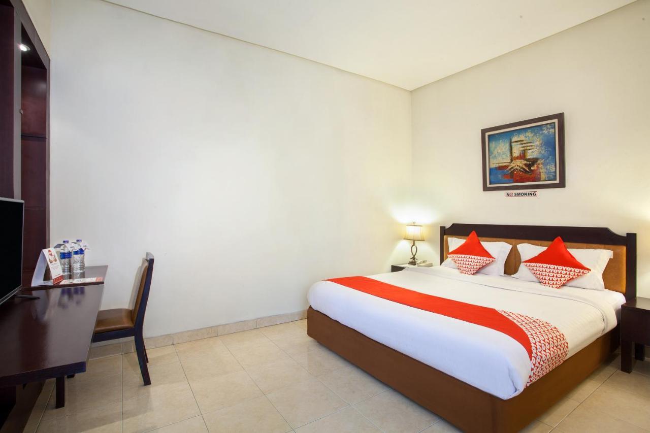 Oyo 108 Hotel Surya جاكرتا المظهر الخارجي الصورة