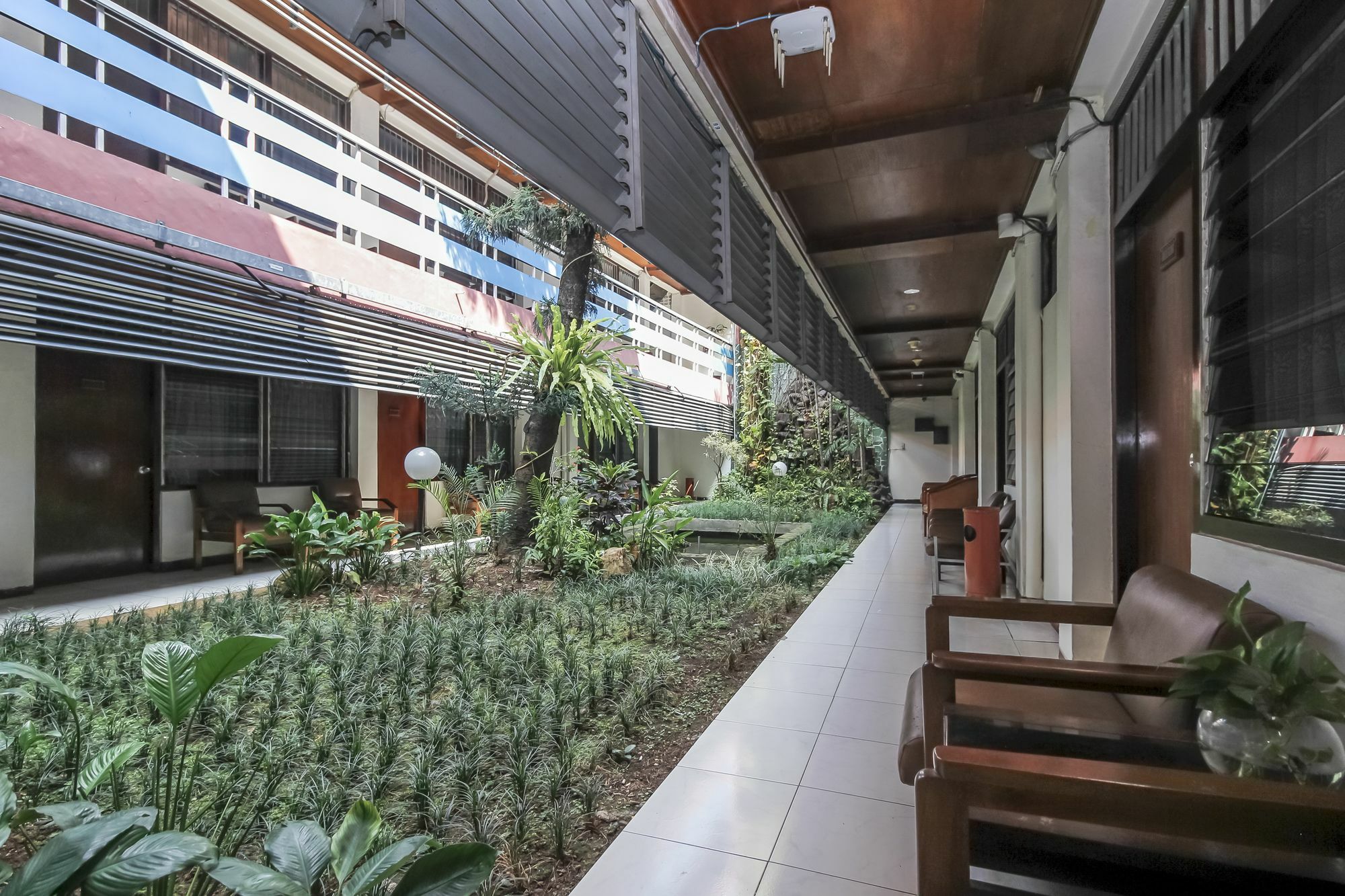 Oyo 108 Hotel Surya جاكرتا المظهر الخارجي الصورة